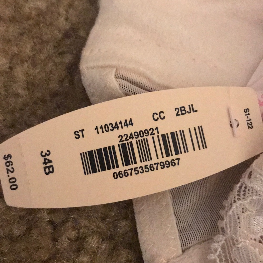 Bras - Picture 2 of 2